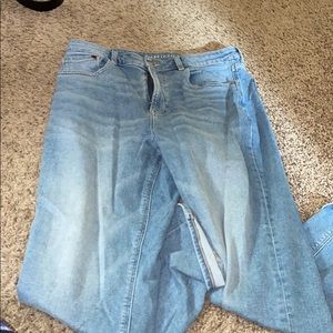 American eagle jeans ! Super cute, worn once!!